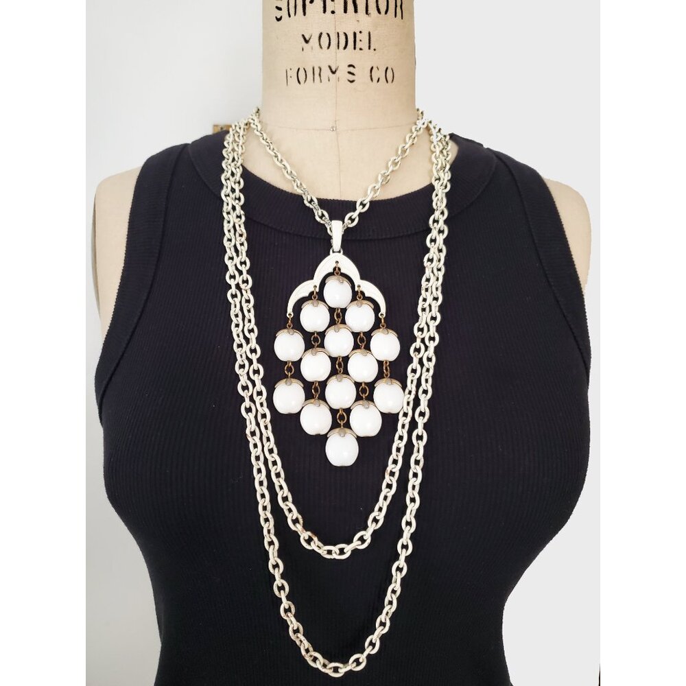 Vintage Signed 60’s Crown Trifari Waterfall Necklace seen in Devil Wears Prada! - Picture 3 of 15